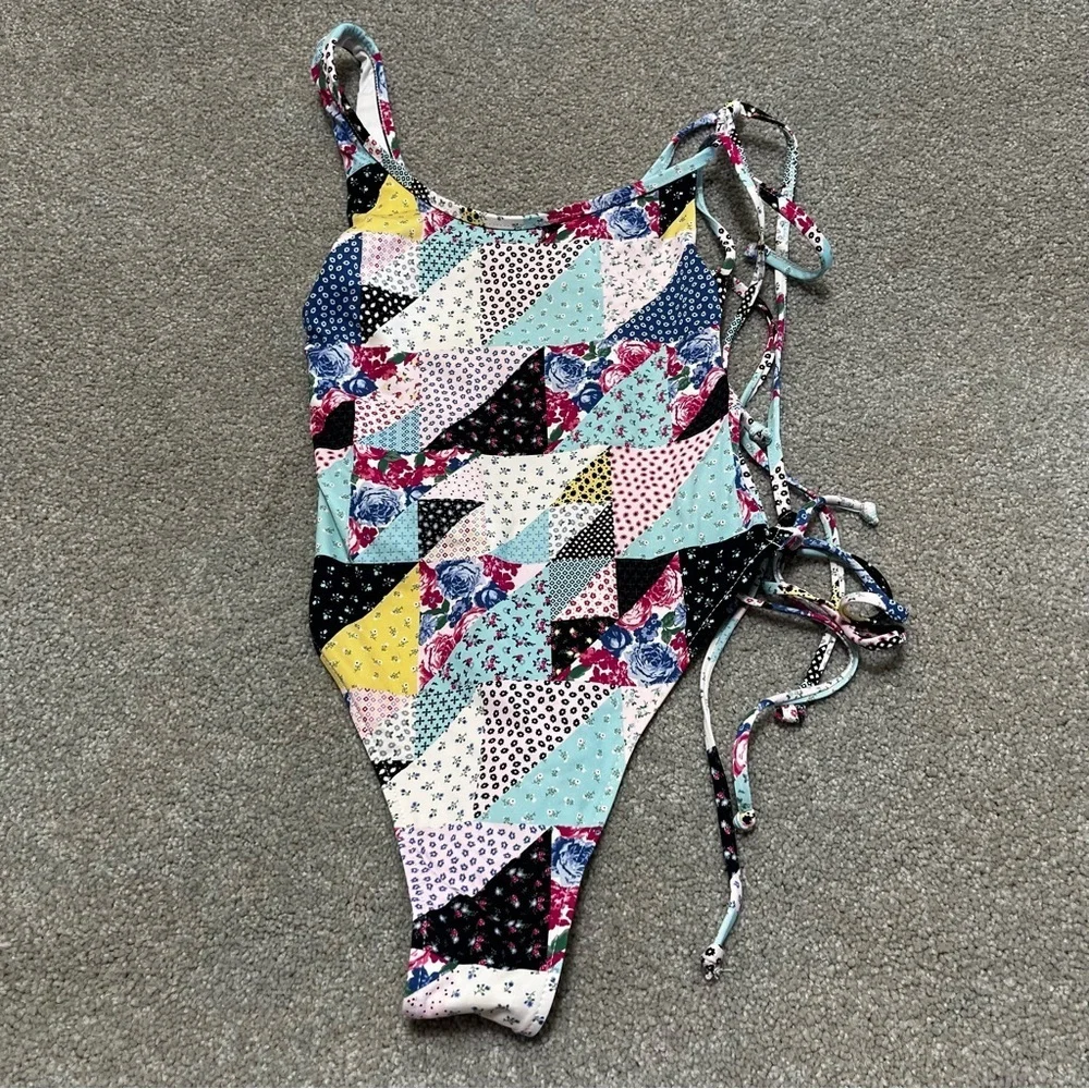 Frankie’s Bakinis Honey One Shoulder Cheeky One Piece Swimsuit size XS